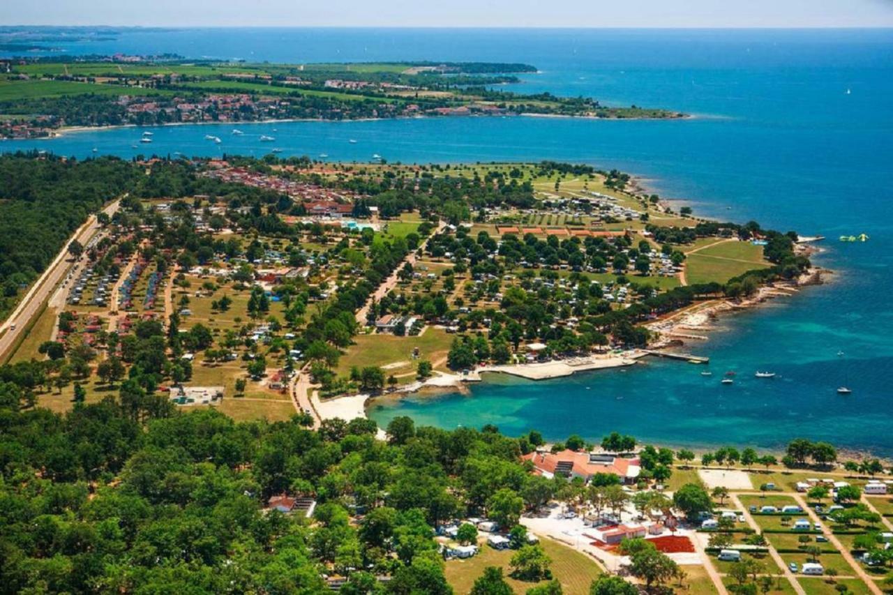 Aisha Apartman Brtonigla Kültér fotó